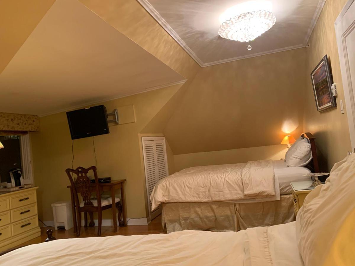 Monroe House Executive Guest Suites St. John's Esterno foto