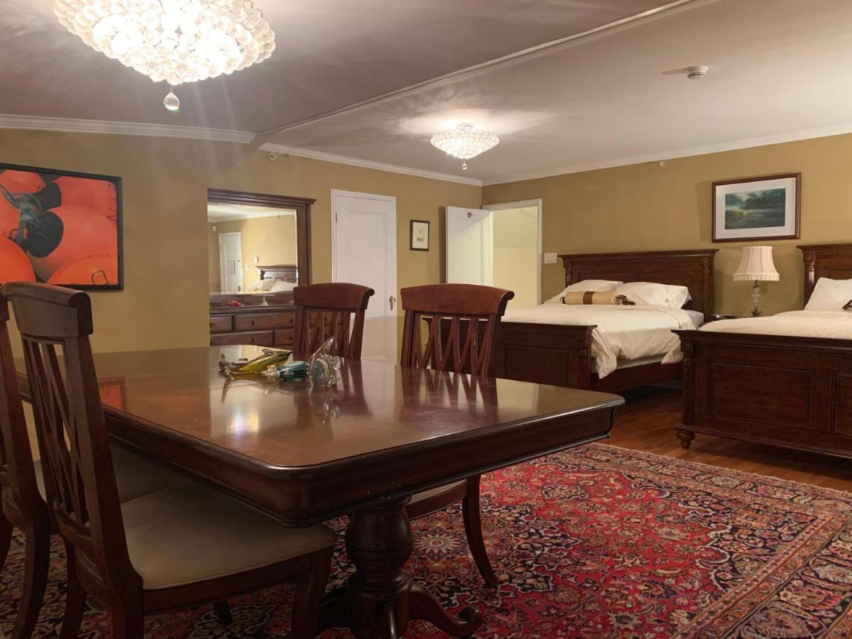 Monroe House Executive Guest Suites St. John's Esterno foto