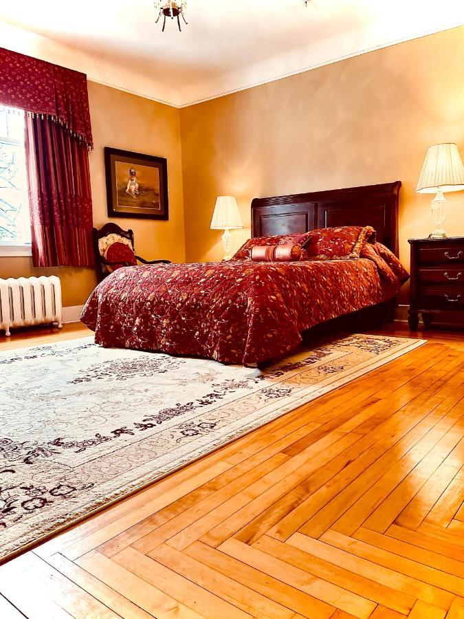 Monroe House Executive Guest Suites St. John's Esterno foto