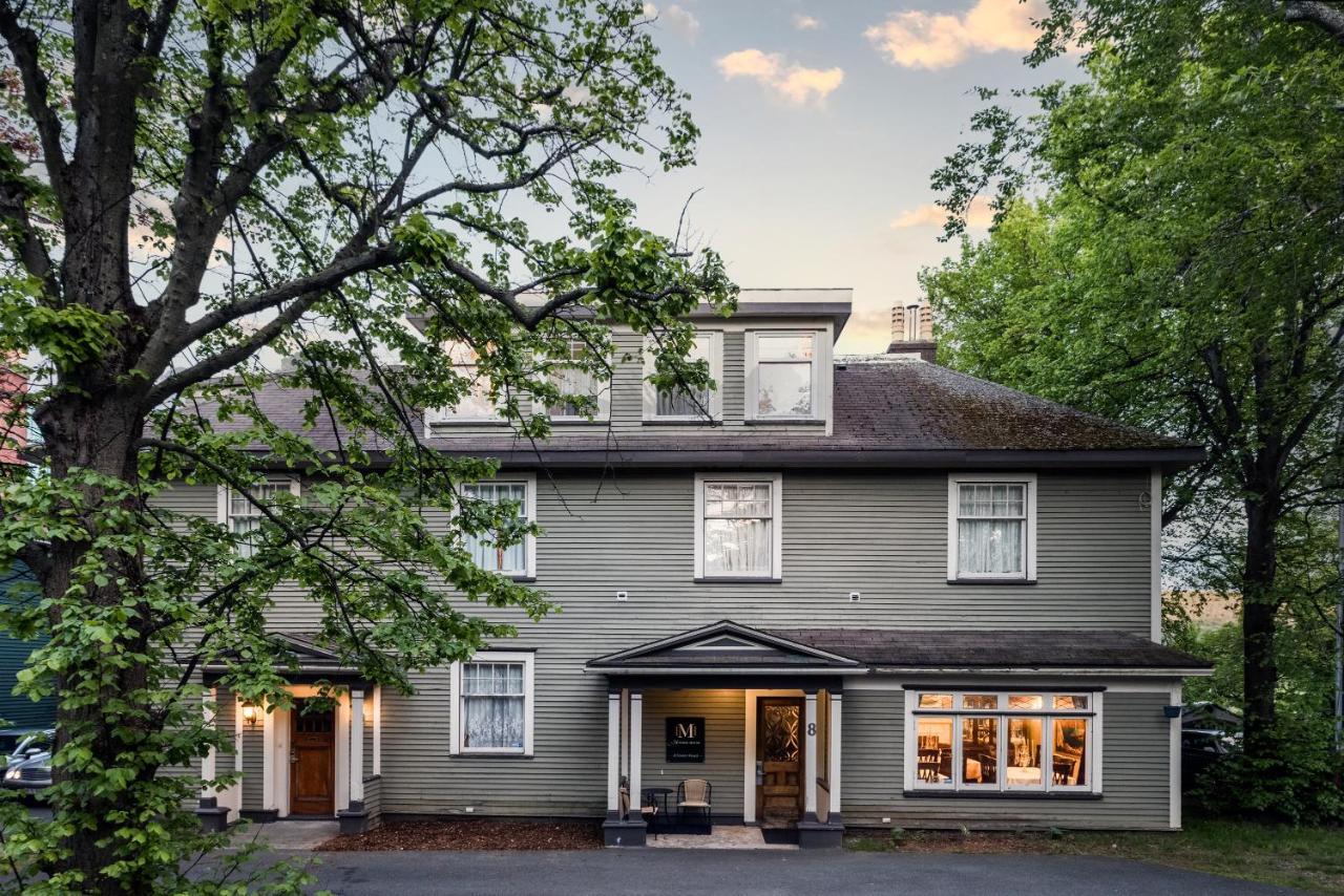 Monroe House Executive Guest Suites St. John's Esterno foto