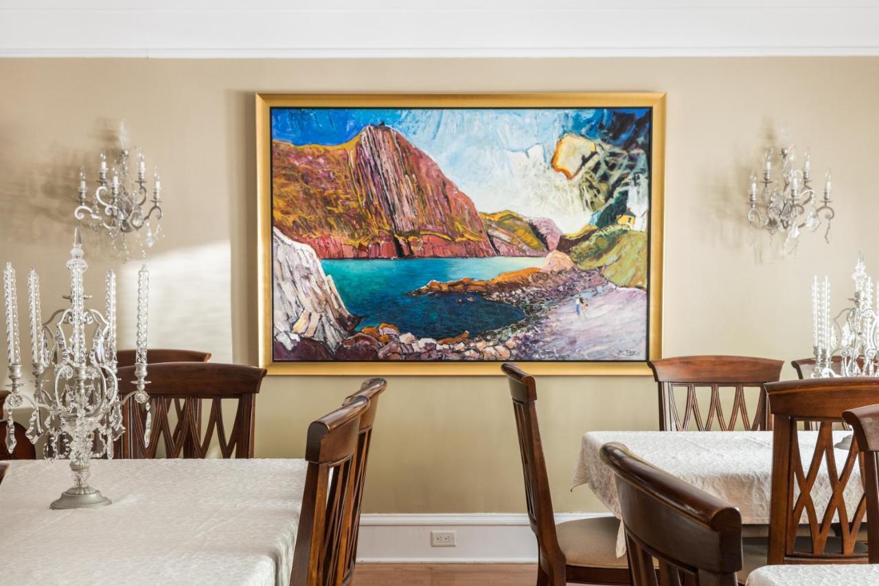 Monroe House Executive Guest Suites St. John's Esterno foto